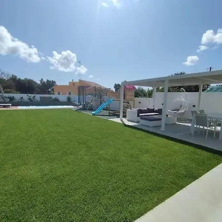 Moradia V4 Na Fuseta, Perto Da E Ria Formosa * Fuzeta